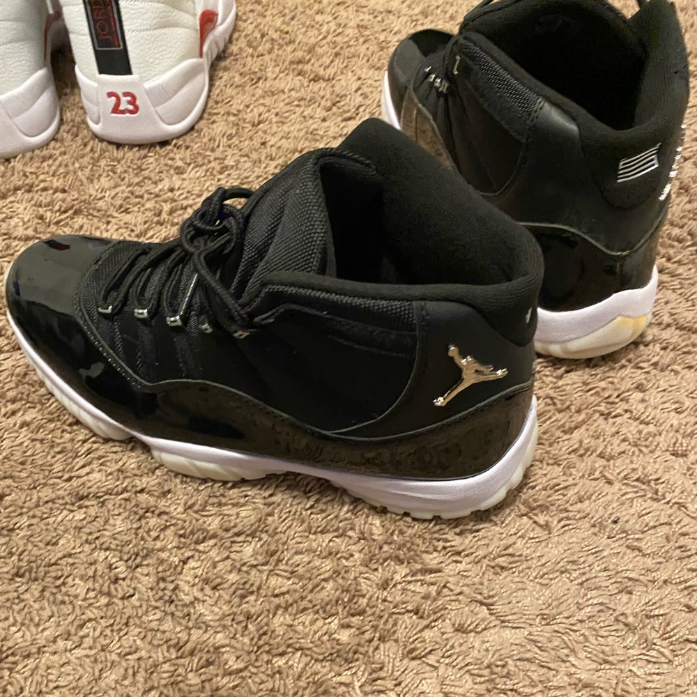 Jordan 11 - Picture 3 of 8